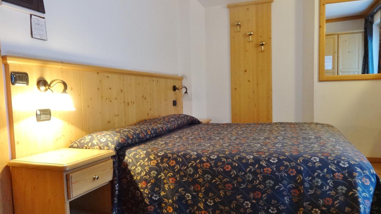 Hotel Giardino ボルミオ エクステリア 写真